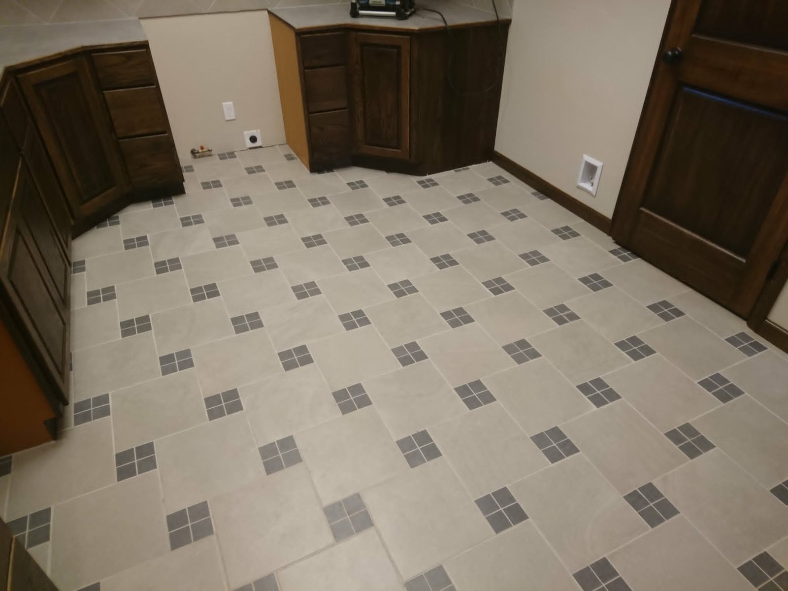 Pinwheel with 2" Accent