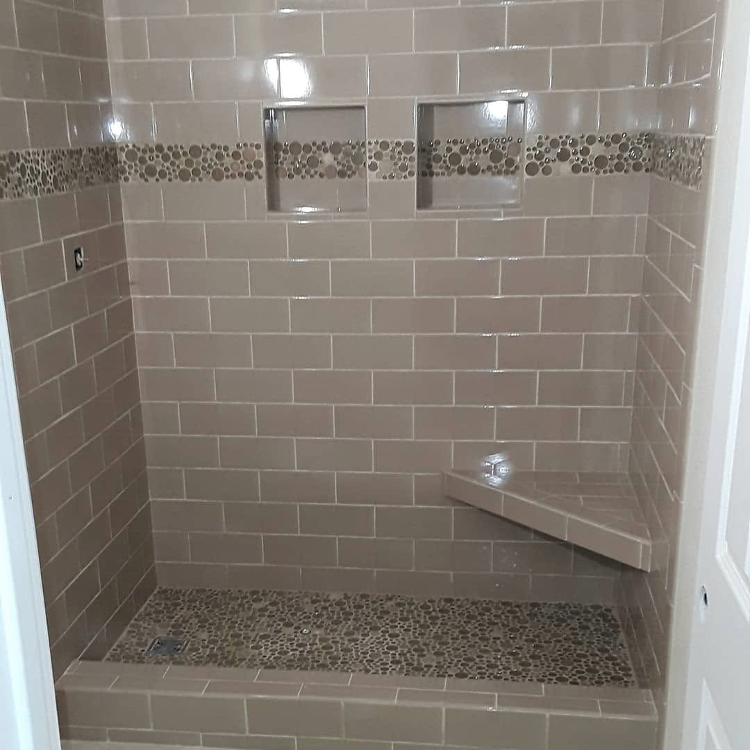 Subway Shower with Pebble Accent