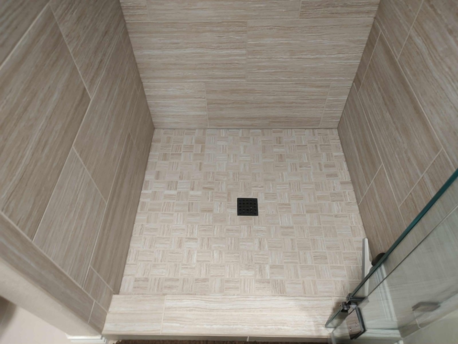 Basketweave Shower Floor